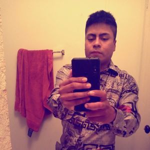 Meet your Posher, Riano roque
